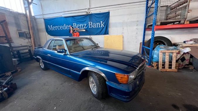 Mercedes-Benz 450 1977