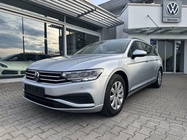 Volkswagen Passat 2022