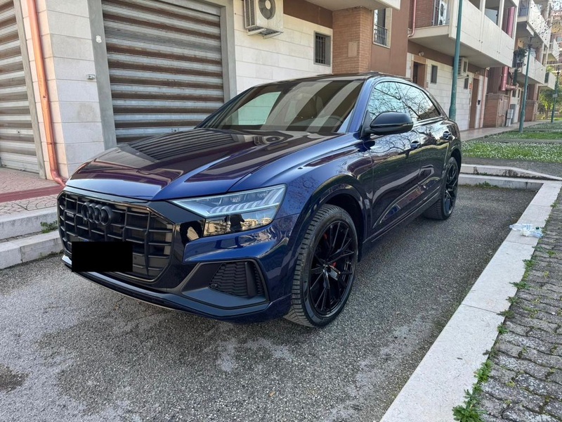 Audi Q8