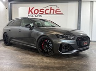 Audi RS4 2021