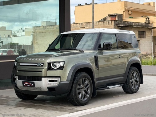 Land Rover Defender 2021