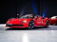 Ferrari SF90 2025
