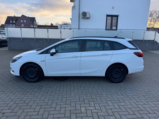 Opel Astra 2021
