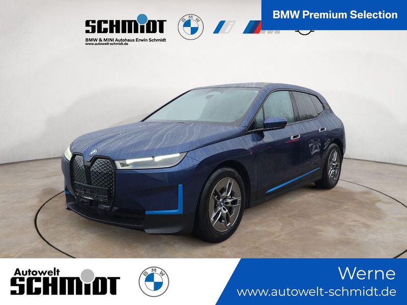 BMW iX