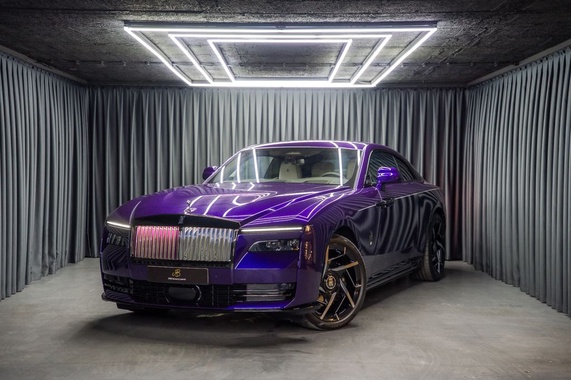 Rolls-Royce Spectre 2025