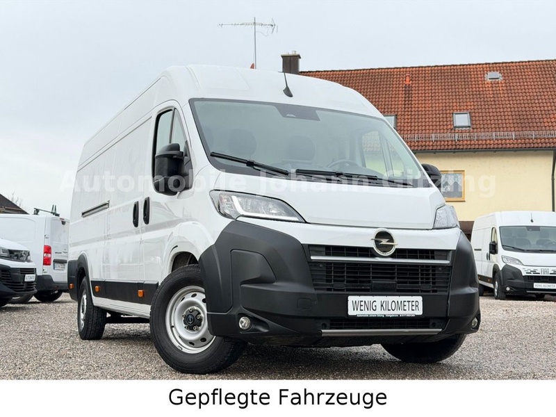 Opel Movano