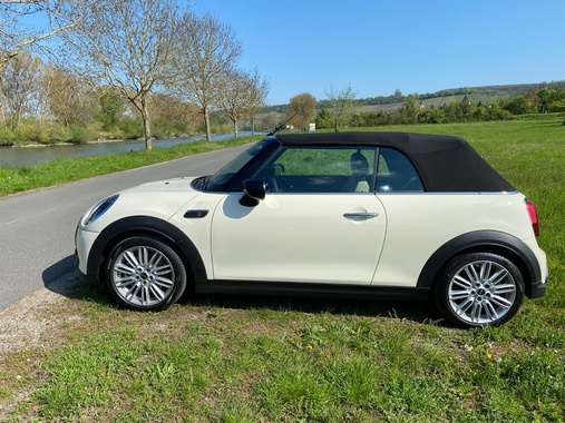 MINI Cabrio 2023