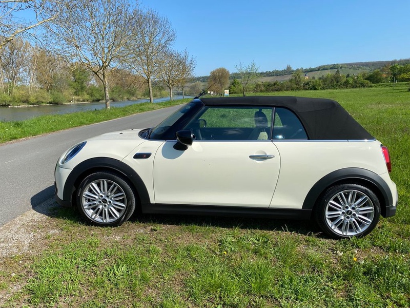 MINI Cabrio