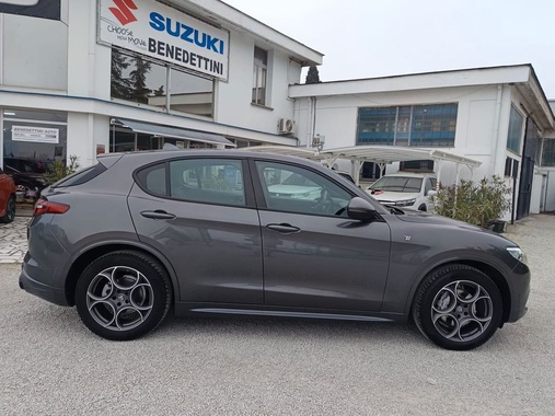 Alfa Romeo Stelvio 2022