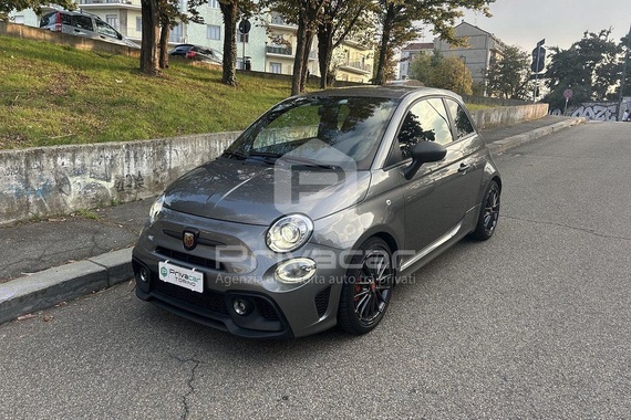 Abarth 595 2022