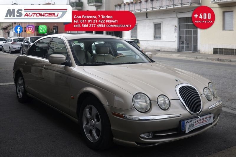 Jaguar S-TYPE
