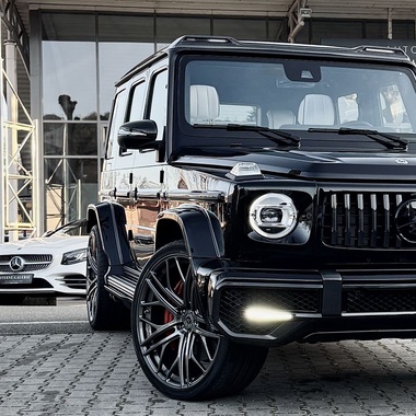 Mercedes-Benz G-Class 2024