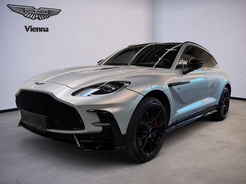 Aston Martin DBX