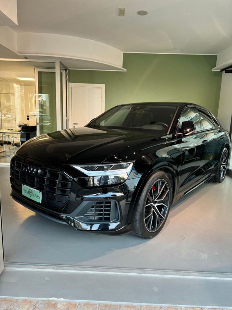 Audi Q8