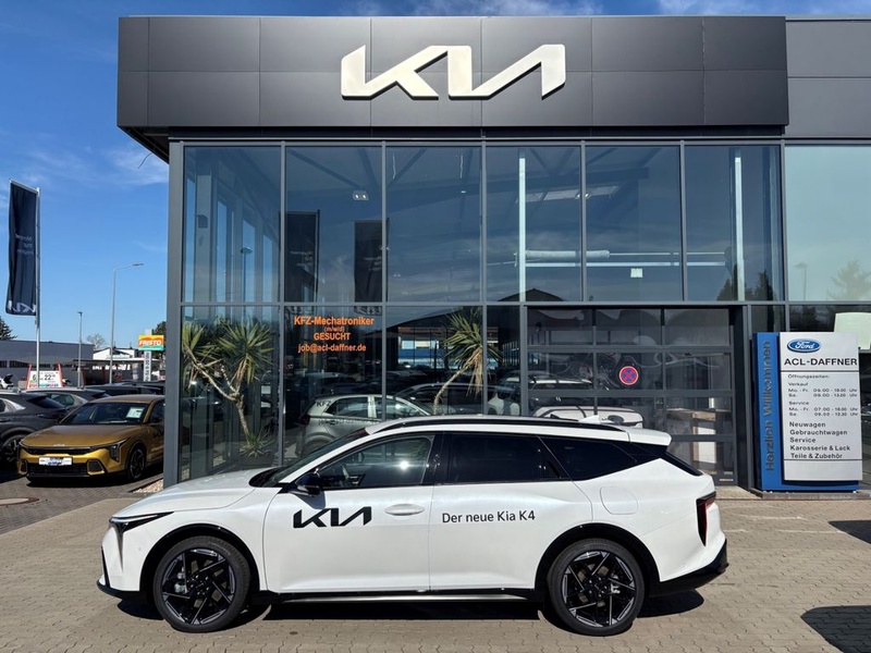 Kia K4