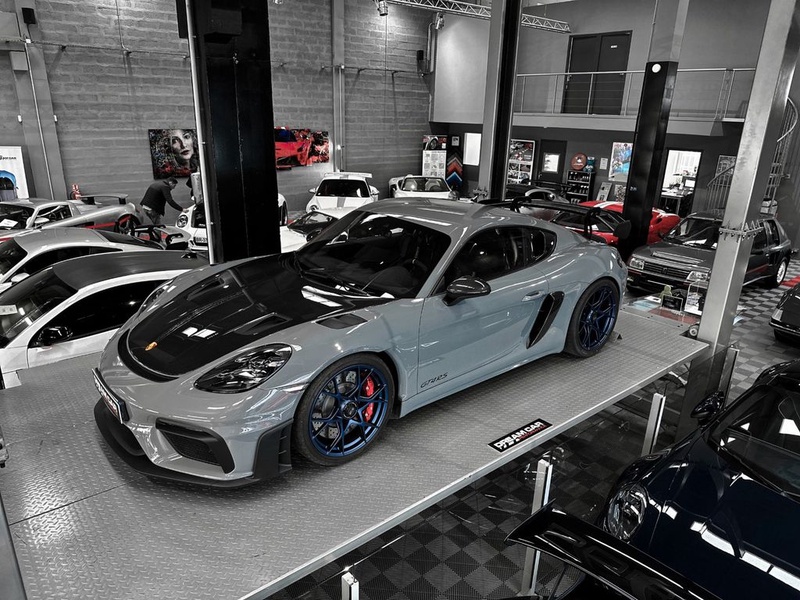 Porsche Cayman