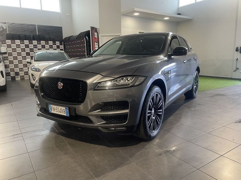 Jaguar F-Pace