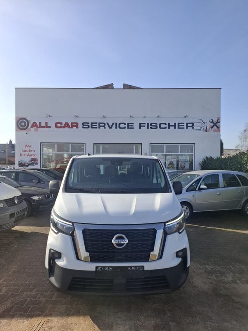 Nissan NV300