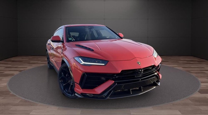 Lamborghini Urus 2025