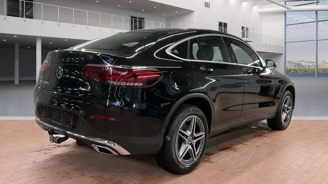 Mercedes-Benz GLC-Class 2021