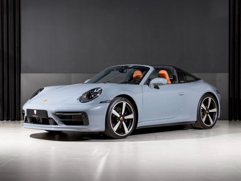 Porsche 992