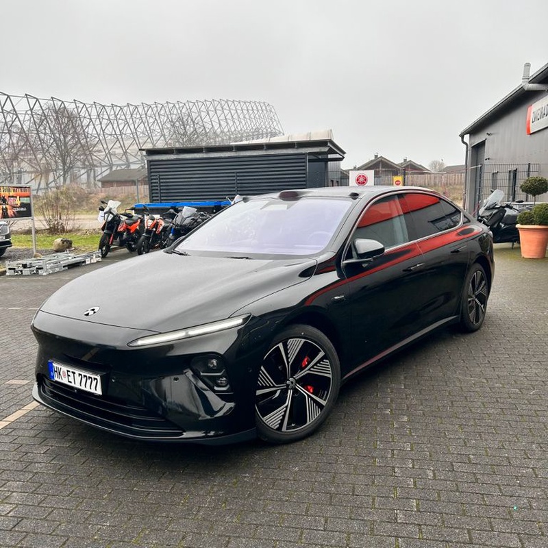 NIO ET7