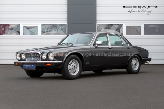 Jaguar XJ12 1986