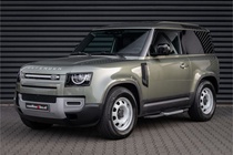 Land Rover Defender 2023