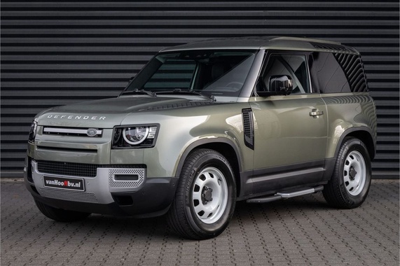 Land Rover Defender 2023
