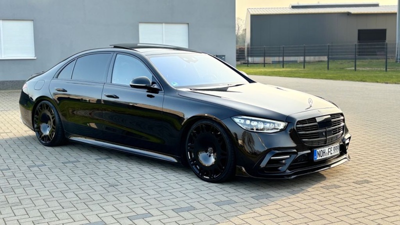 Mercedes-Benz S-Class