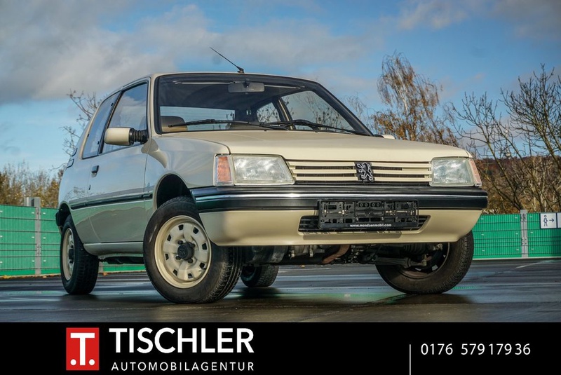 Peugeot 205