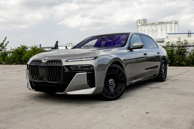 BMW 7 Series