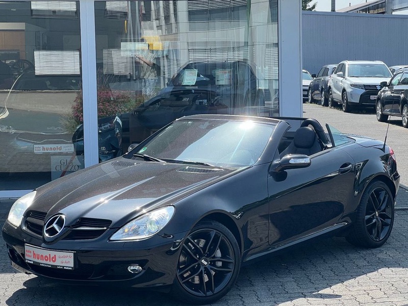 Mercedes-Benz SLK-Class