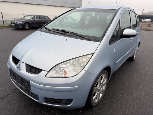 Mitsubishi Colt 2004