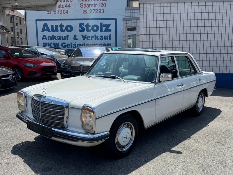 Mercedes-Benz 200