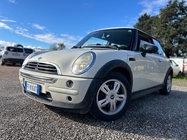 MINI One 2004