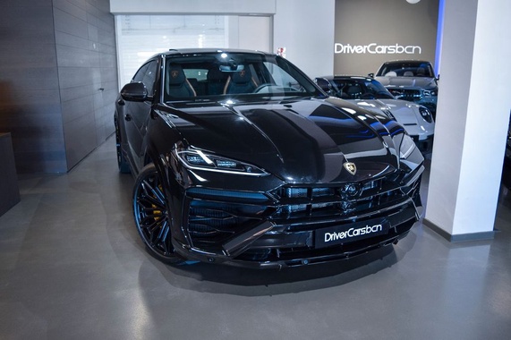 Lamborghini Urus 2026