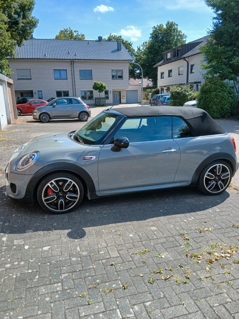 MINI Cabrio