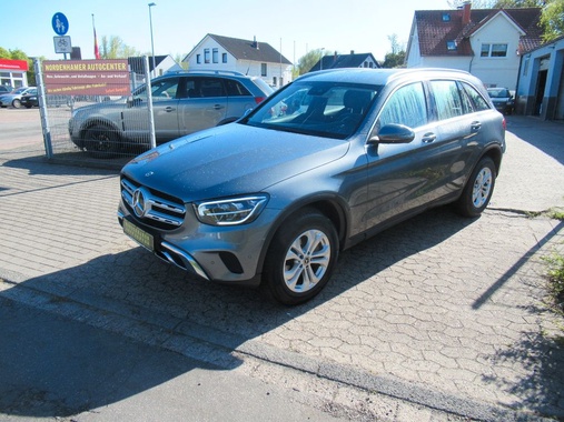Mercedes-Benz 200 2020