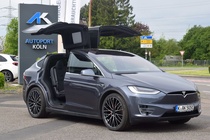 Tesla Model X 2020