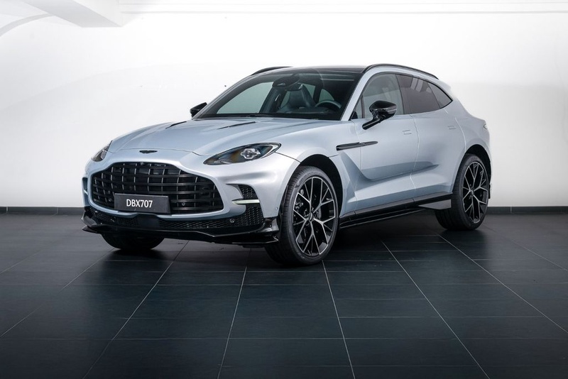 Aston Martin DBX