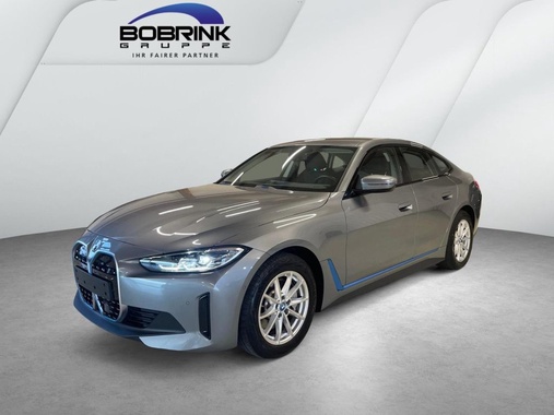 BMW i4 2023
