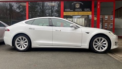 Tesla Model S 2019