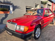 Mercedes-Benz 200 1989