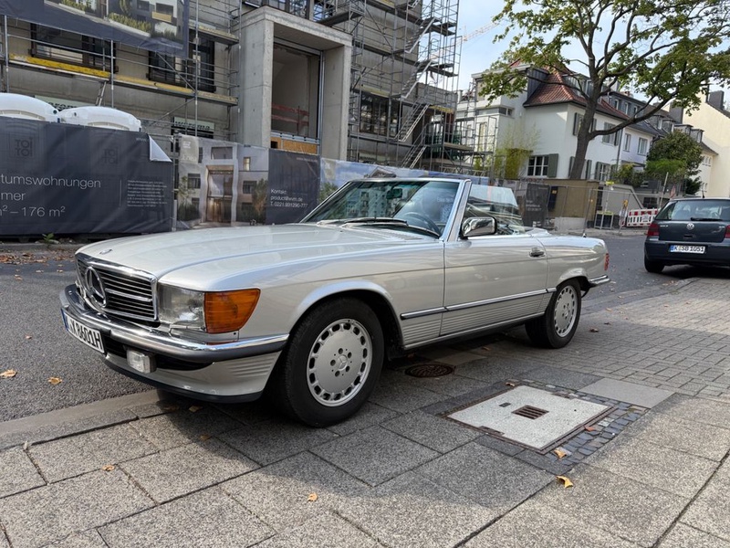 Mercedes-Benz SL-Class