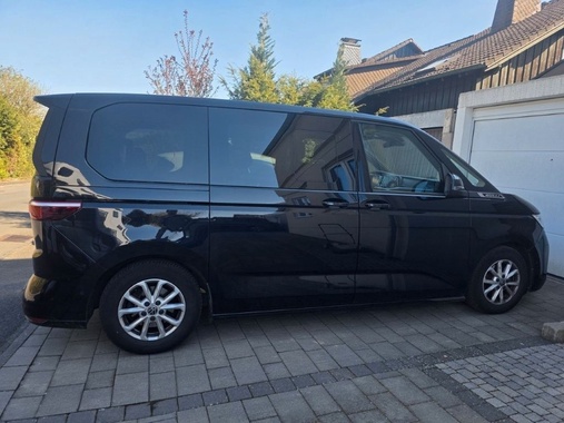 Volkswagen T7 2022