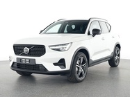 Volvo XC40 2025