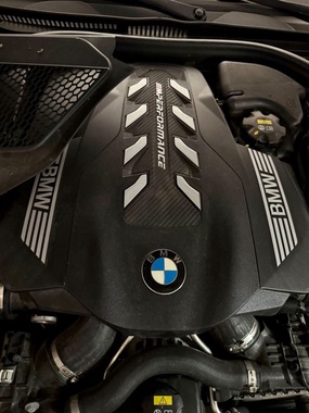 BMW M8 2019