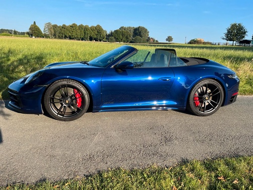 Porsche 992 2023