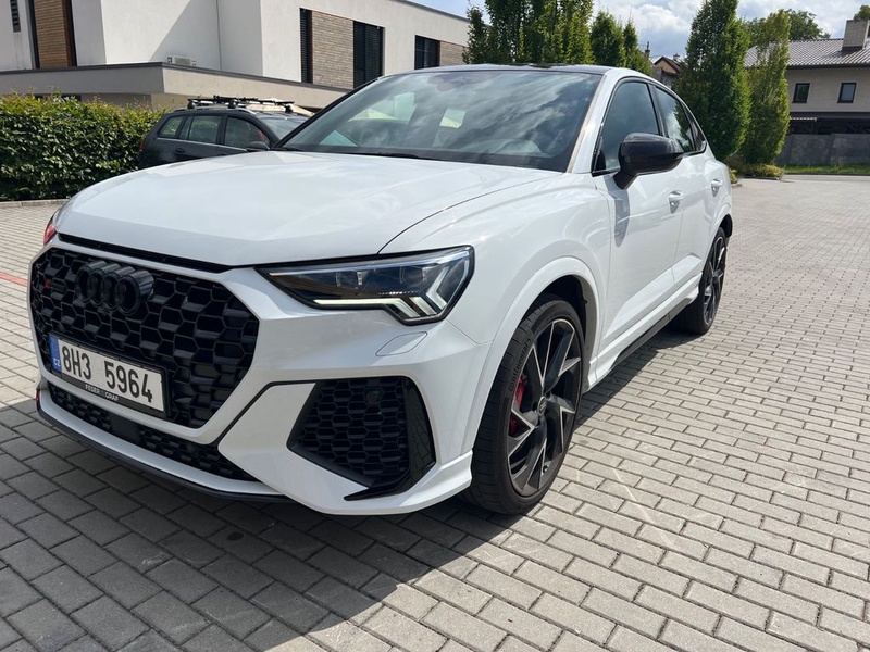 Audi RSQ3